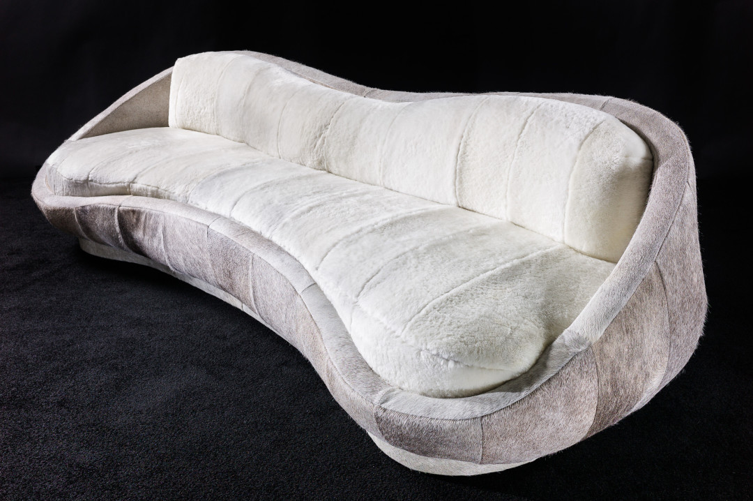 Sofa cowhide sweet by James Lenglin