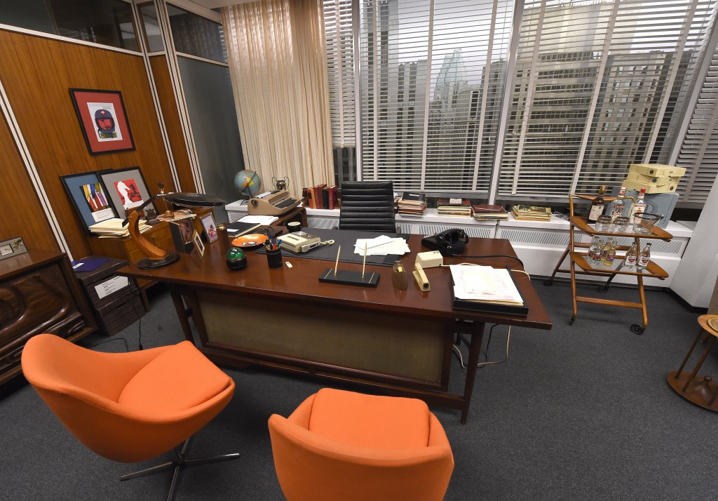 ‘Mad Men’ Props for Charity Auction